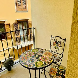  Apartment Bed Italien