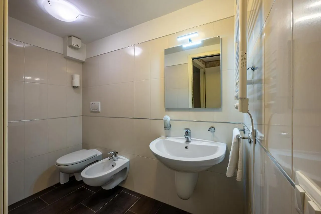 Hotel Apostoli Garden Venedig 3*,